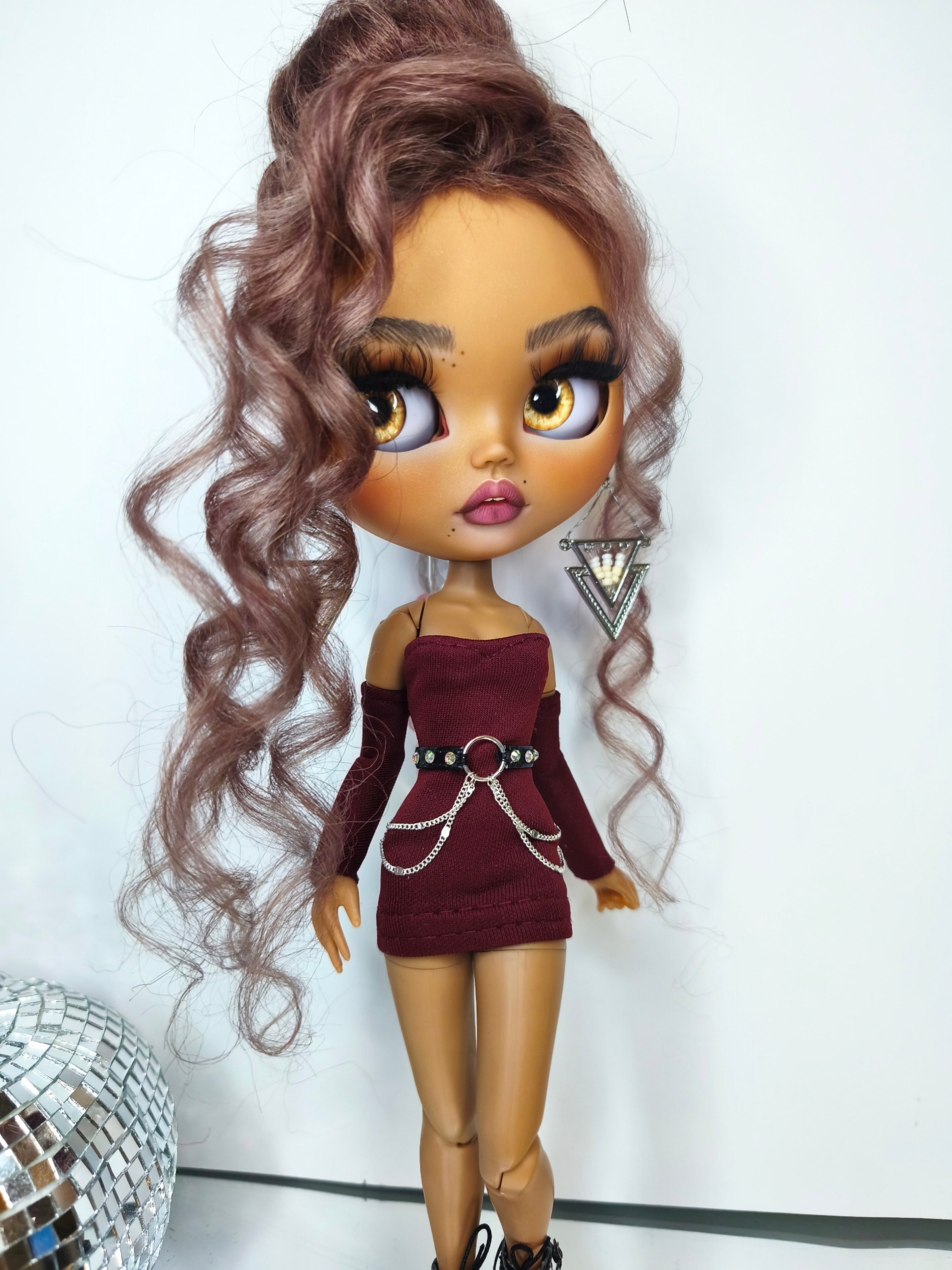 Custom made dolls!!! Description