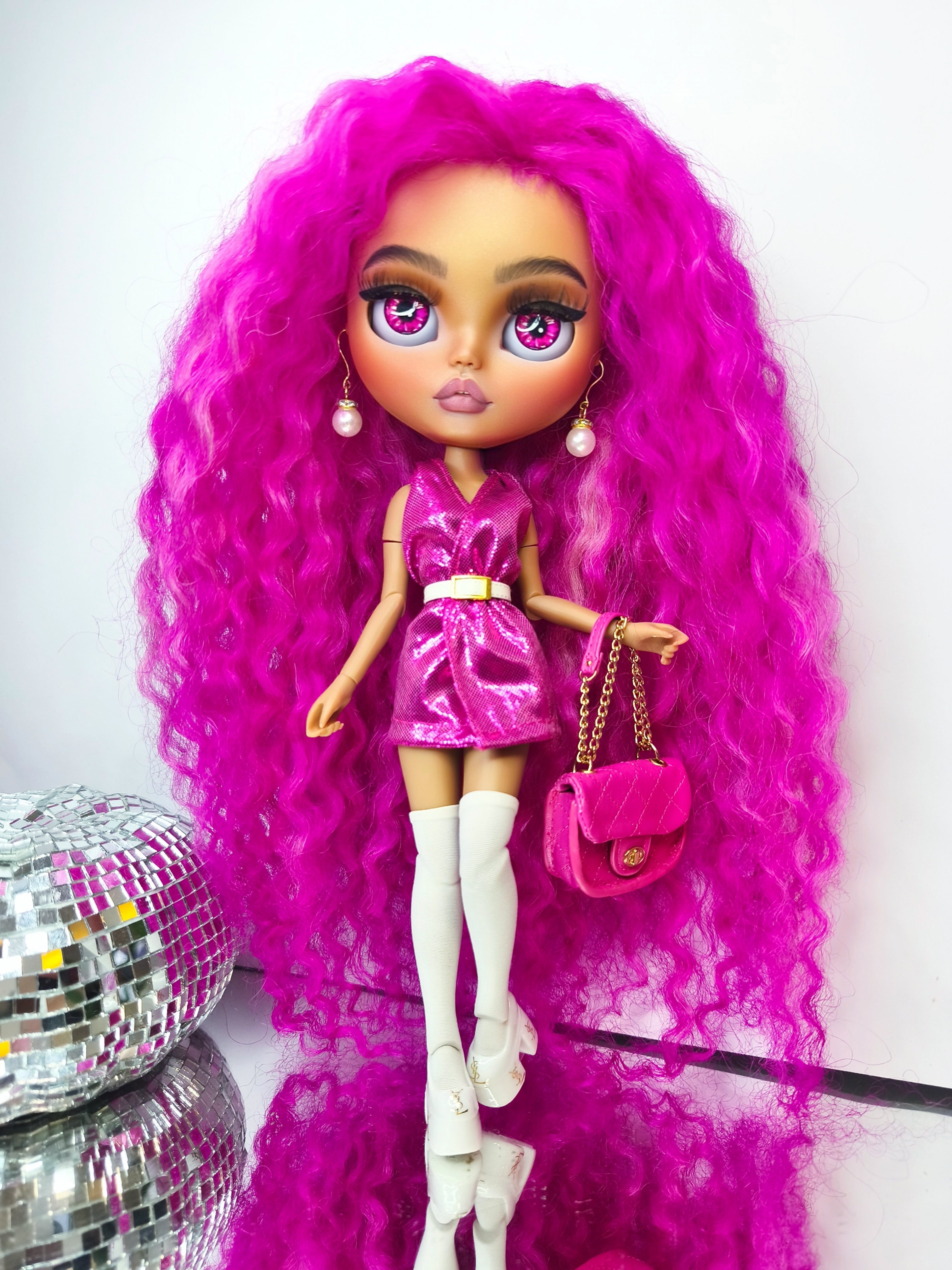 Custom made dolls!!! Description