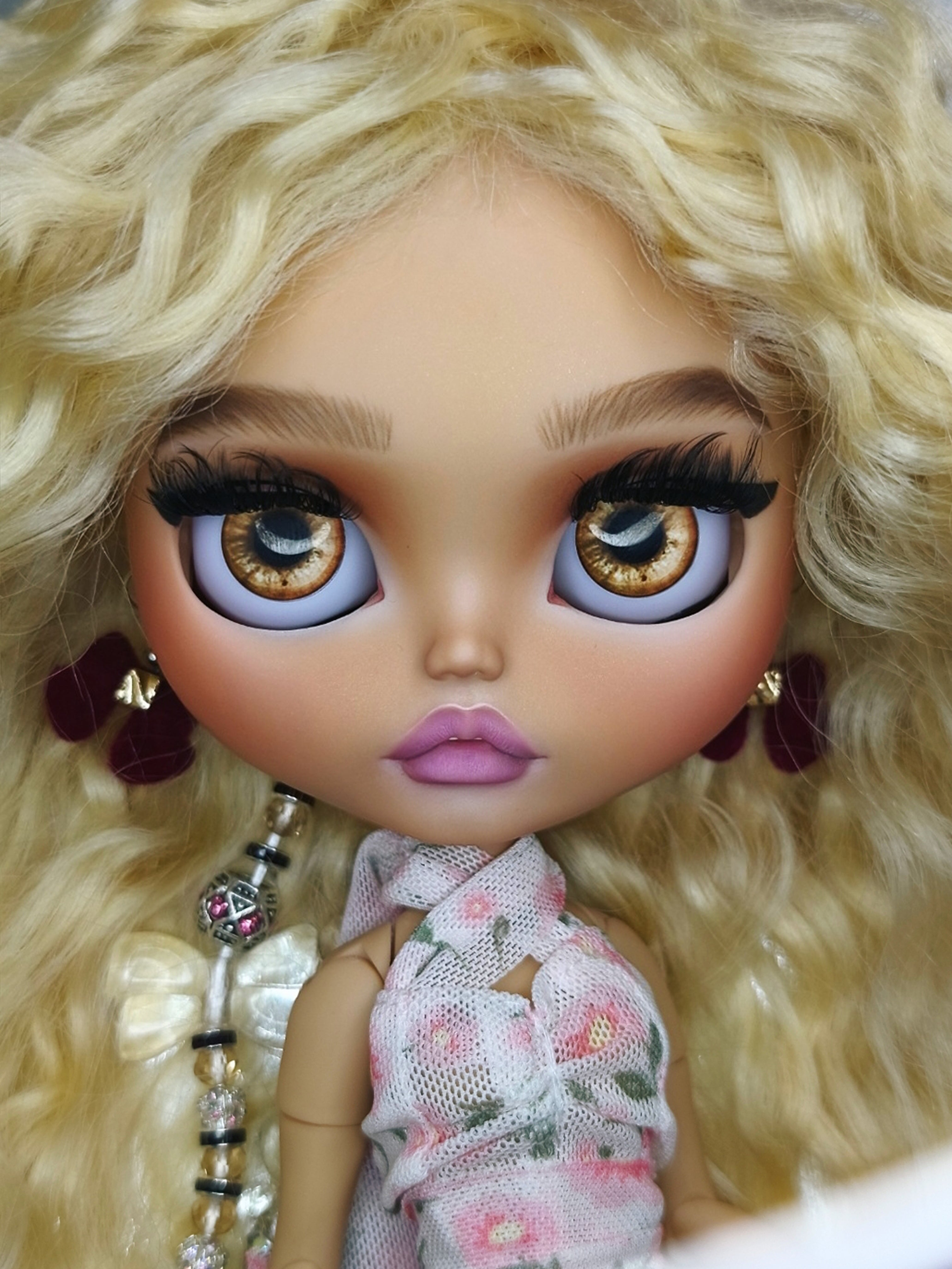 Custom made dolls!!! Description