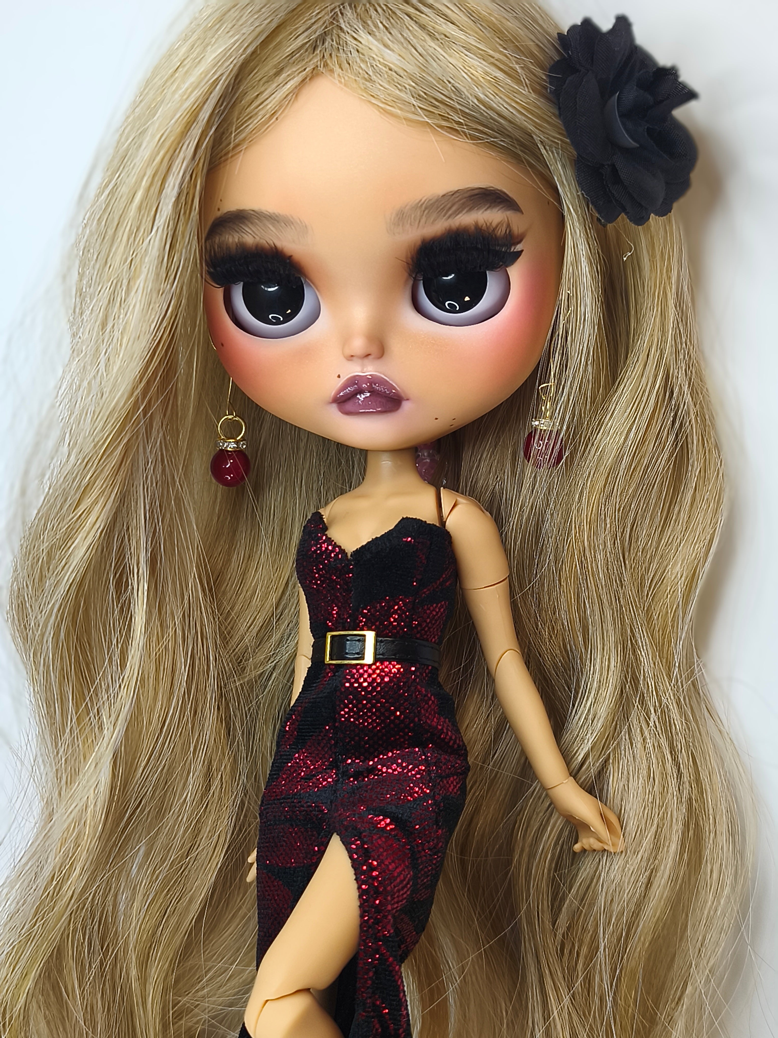 Blythe custom dolls